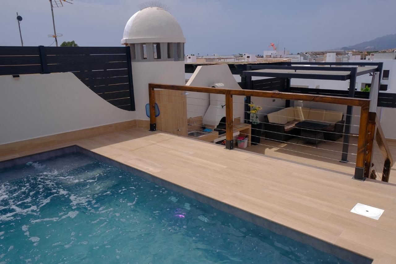El Atico De Teresa Con Piscina Privada Climatizada A 250M Playa Apartman Vera Kültér fotó